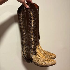 Vintage Dan Post python snakeskin leather women’s cowboy boots